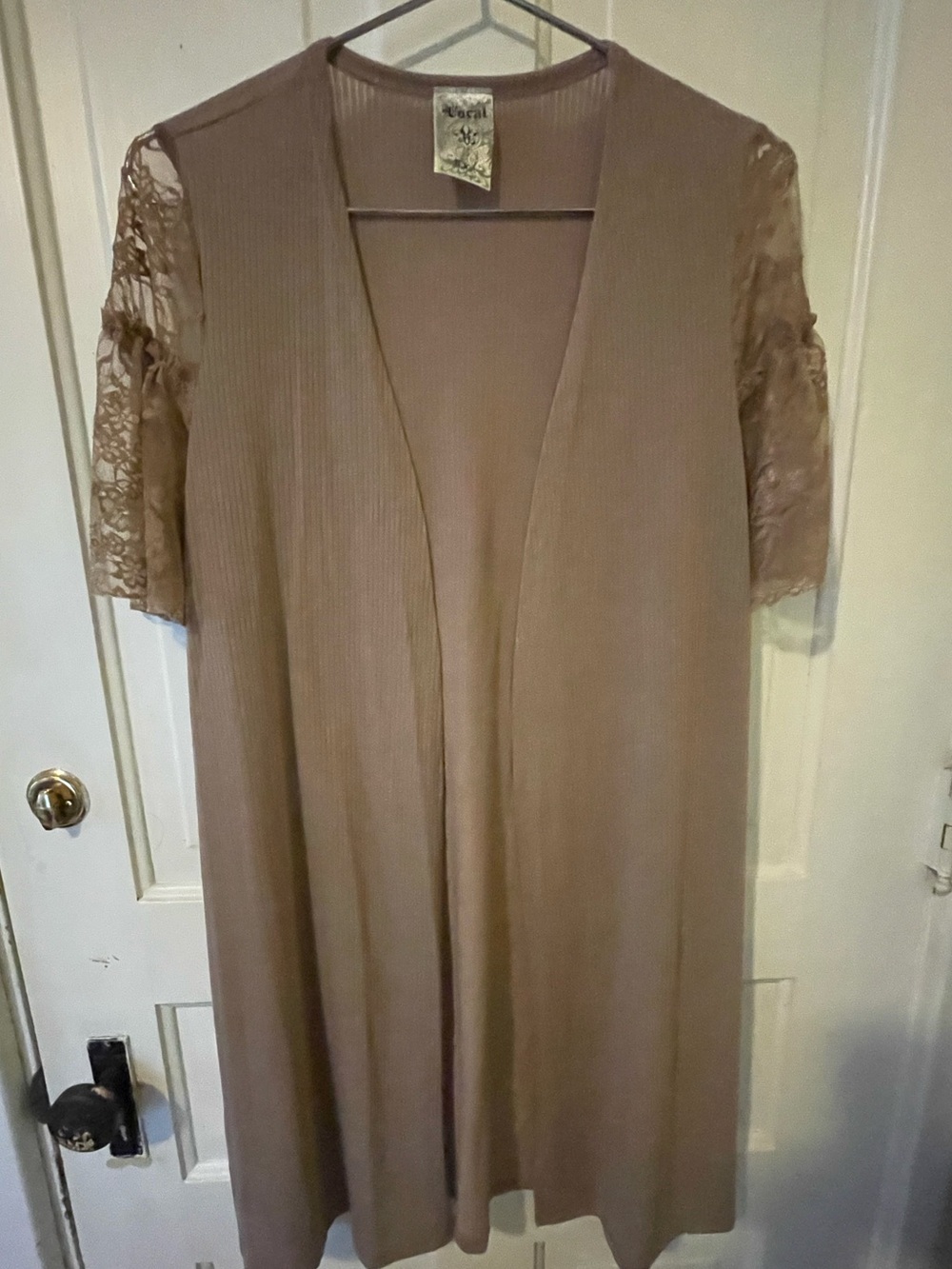 Vocal Tan Open-Front Kimono with short Lace Sleeves